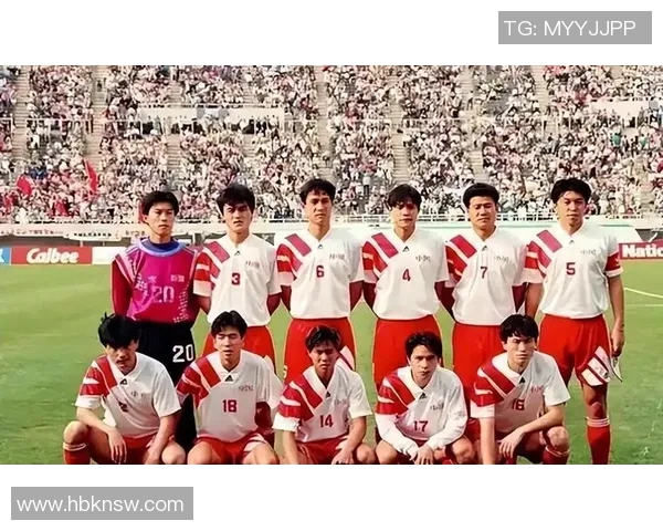 追忆辉煌岁月中的足球巨星们与他们的传奇故事